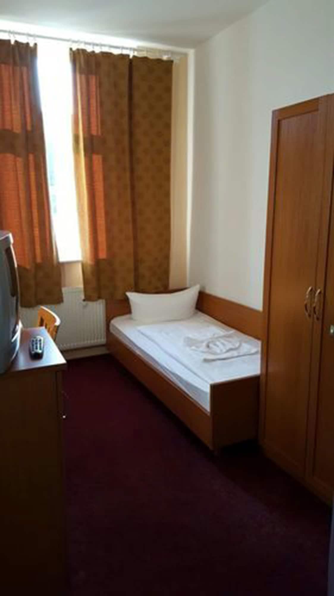 Hotel Aster An Der Messe Berlin Exteriör bild