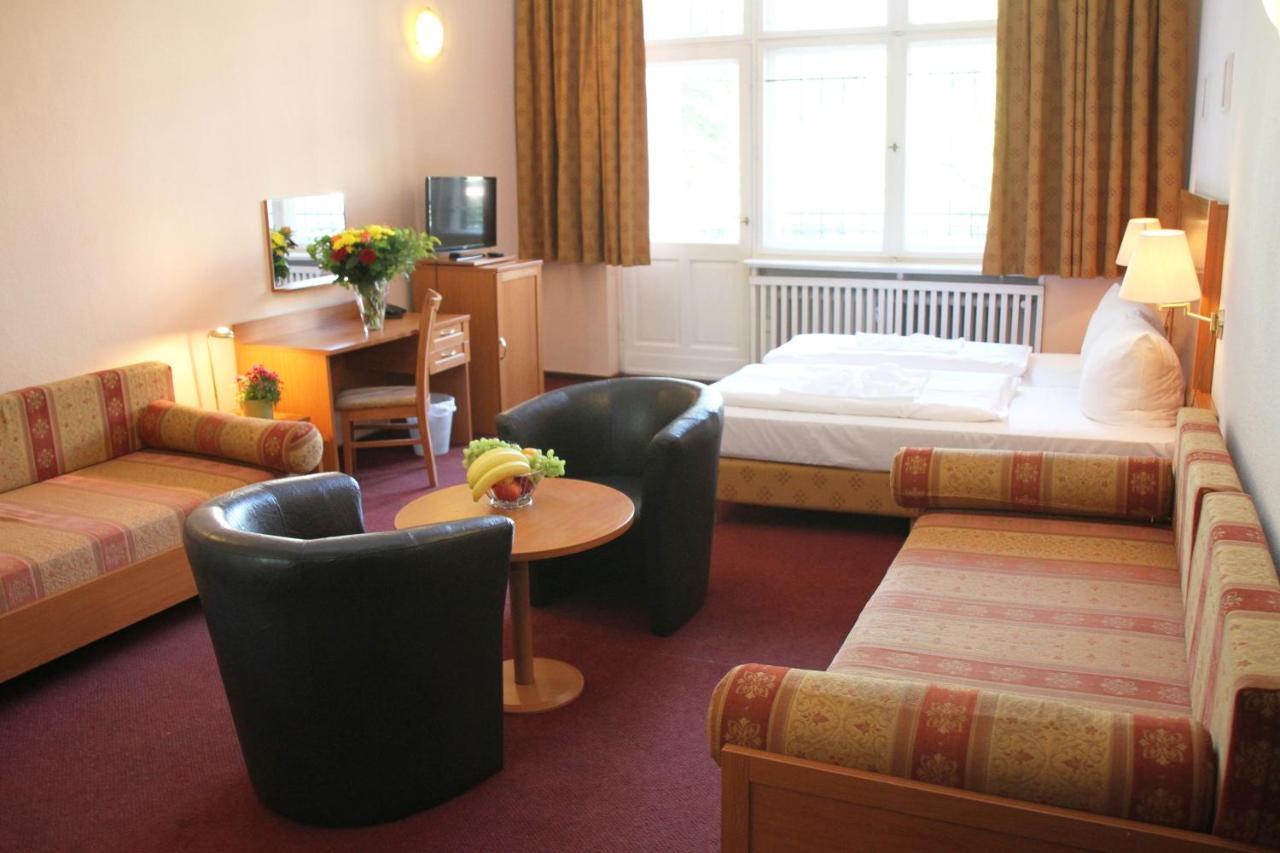 Hotel Aster An Der Messe Berlin Exteriör bild